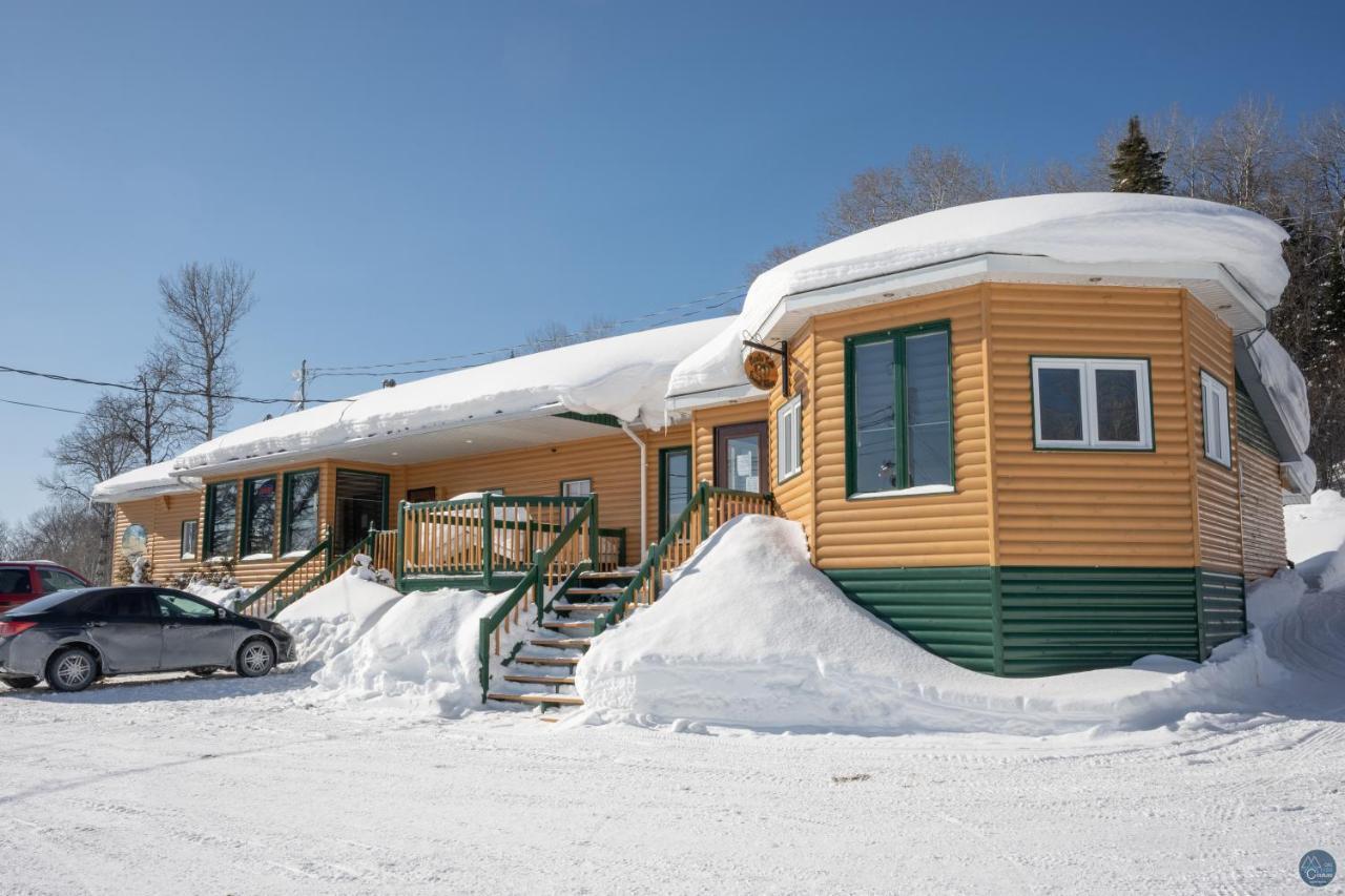 Auberge Éva Lac-Bouchette Esterno foto