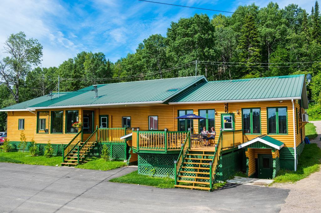 Auberge Éva Lac-Bouchette Esterno foto